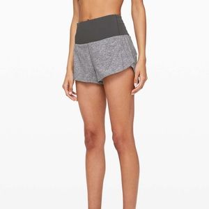 LULULEMON HIGH RISE SPEED UP SHORTS 2.5 INCH SIZE 8 graphite grey